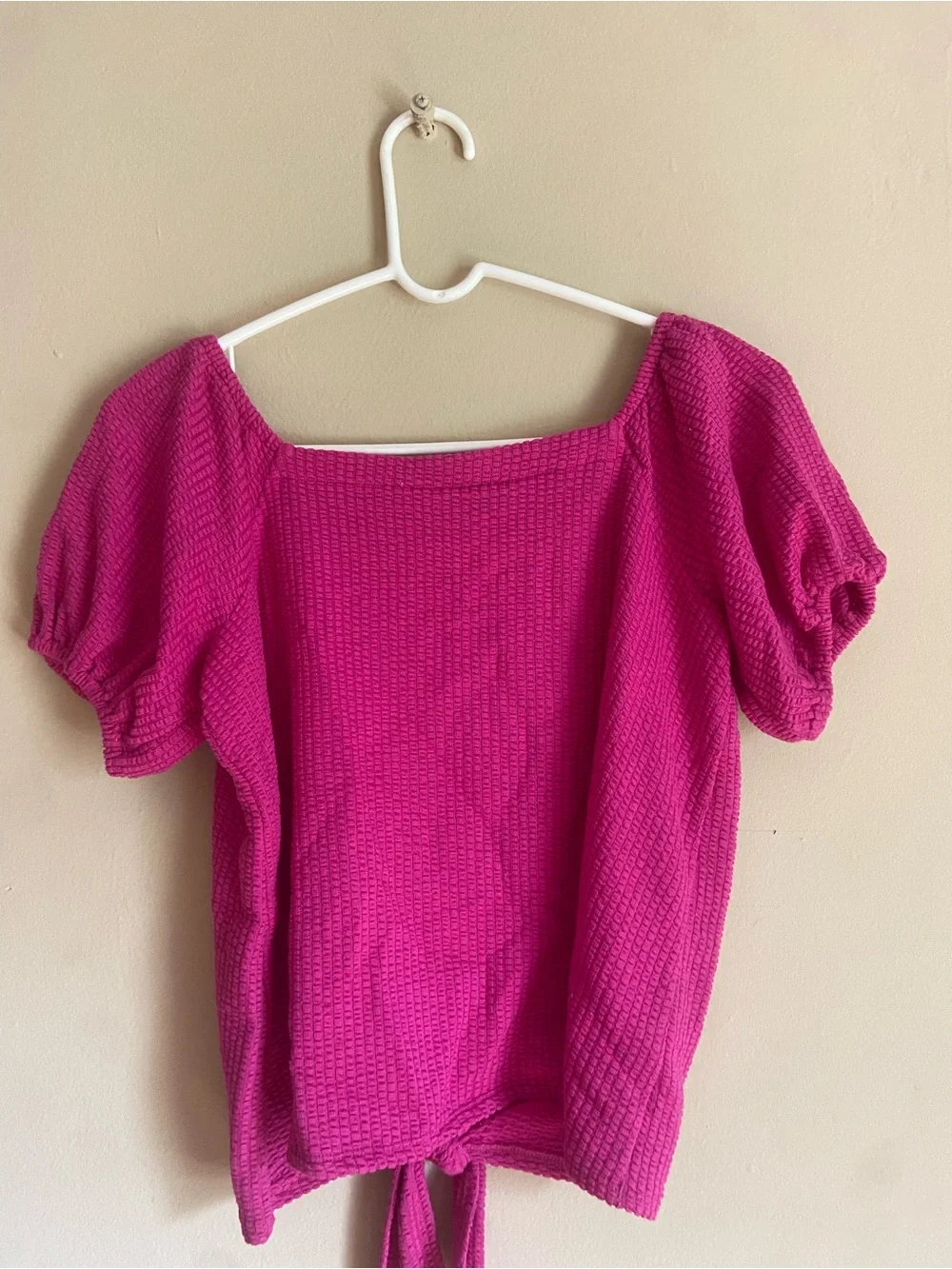 LOFT Barbiecore Balletcore Maximalist Twee Bright Pink Puff-Sleeve Tie-Hem Top